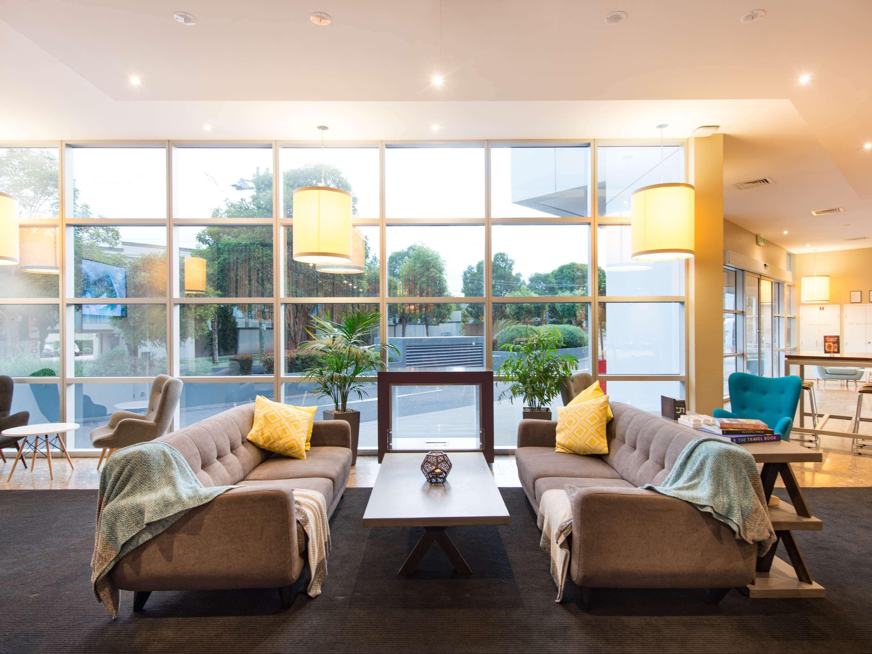 Ibis Melbourne - Glen Waverley Hotel Exterior photo